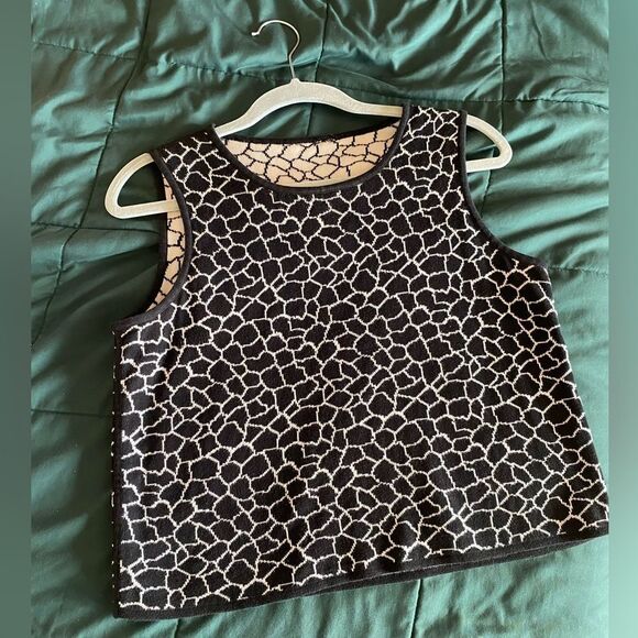 Vintage 90s Black and White Giraffe Print Reversible Sleeveless Sweater Size M - Picture 5 of 7